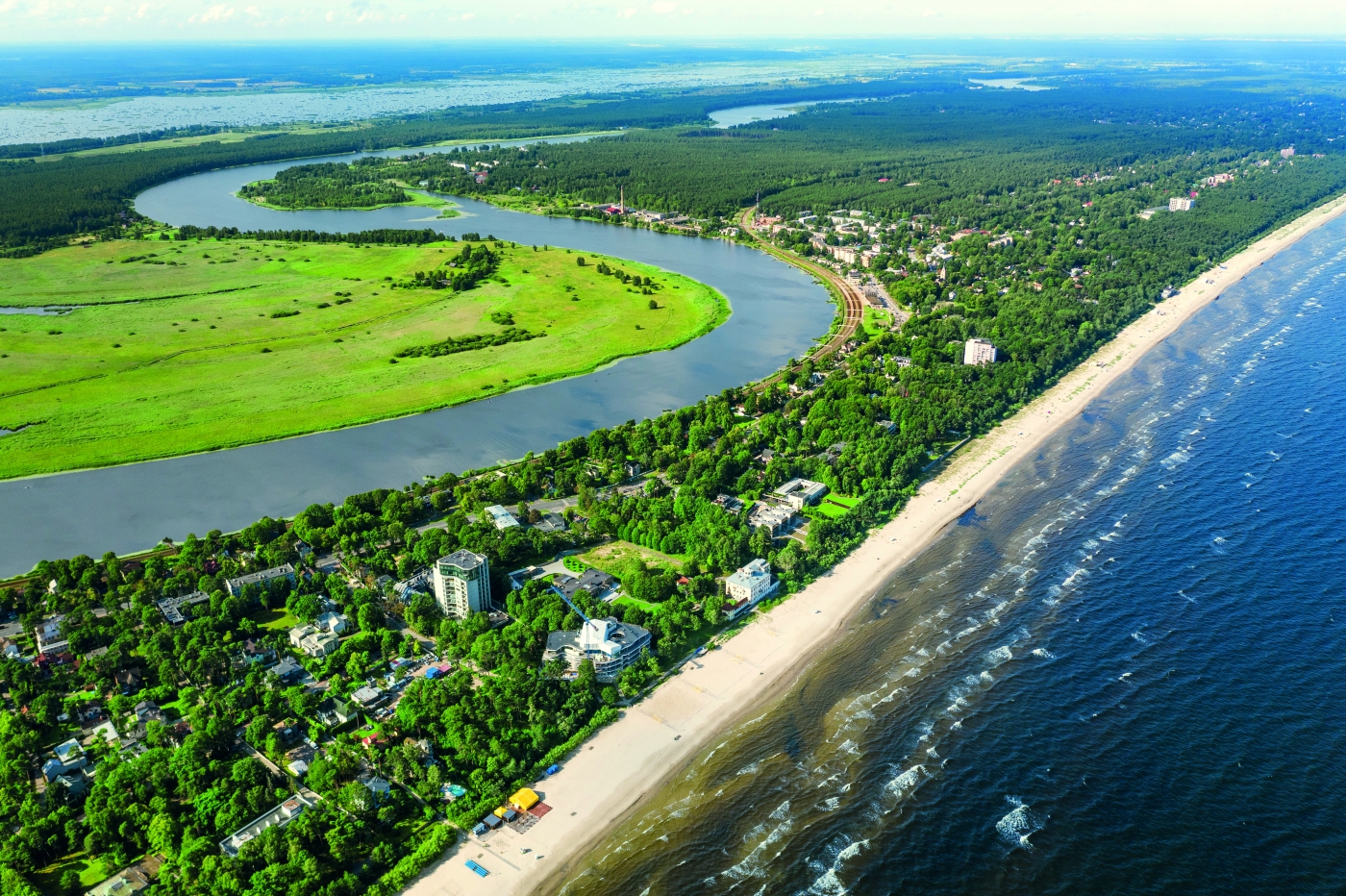 Комфортный трансфер на машинах бизнес класса Центр Риги → Юрмала